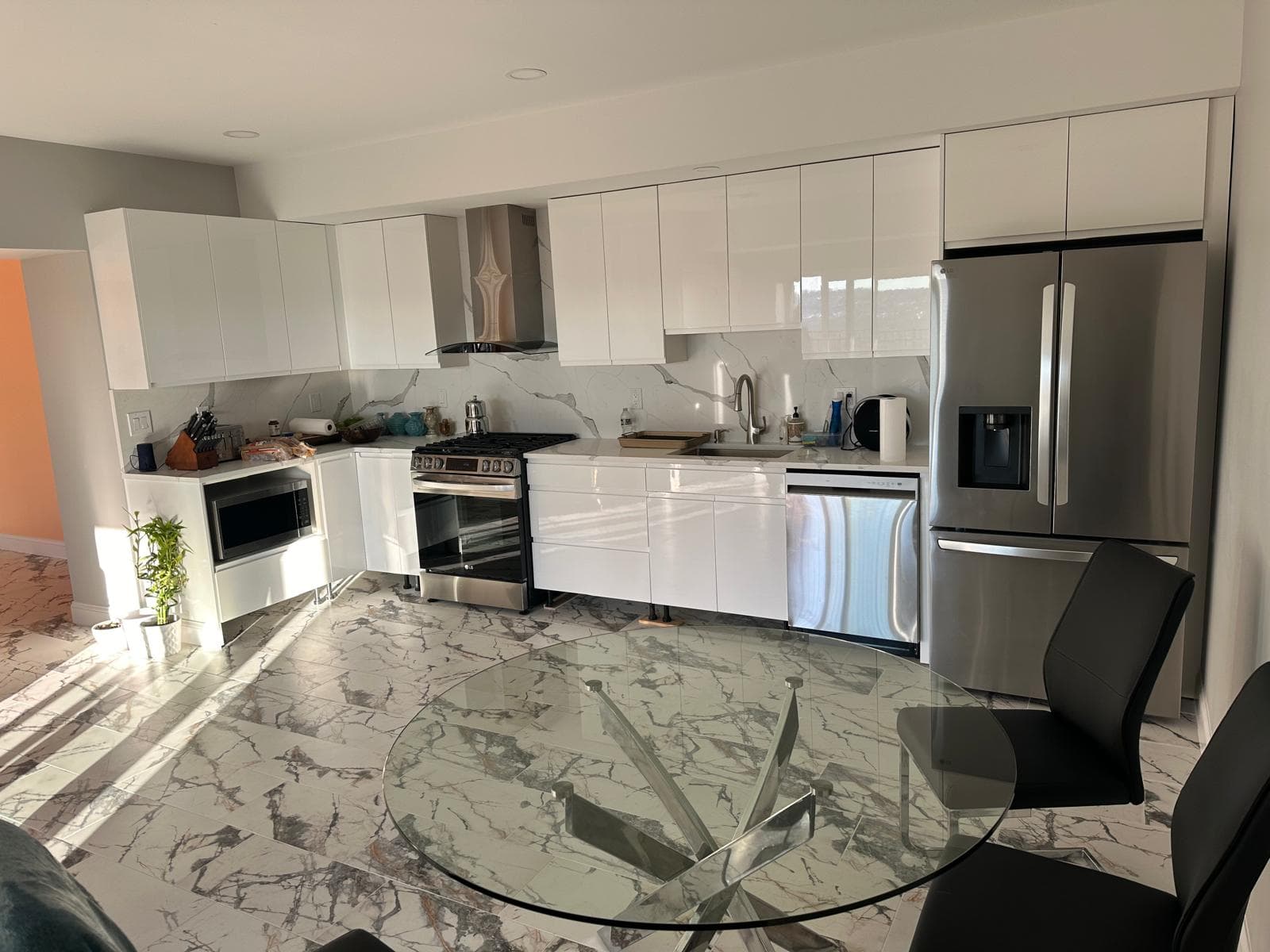 Beautiful kitchen renovation by Jersey All Construction